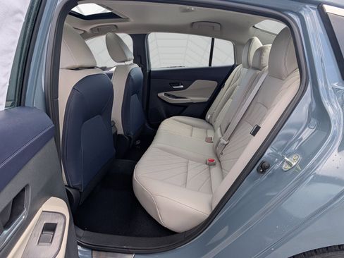 New 2026 Nissan Sentra SL image 6