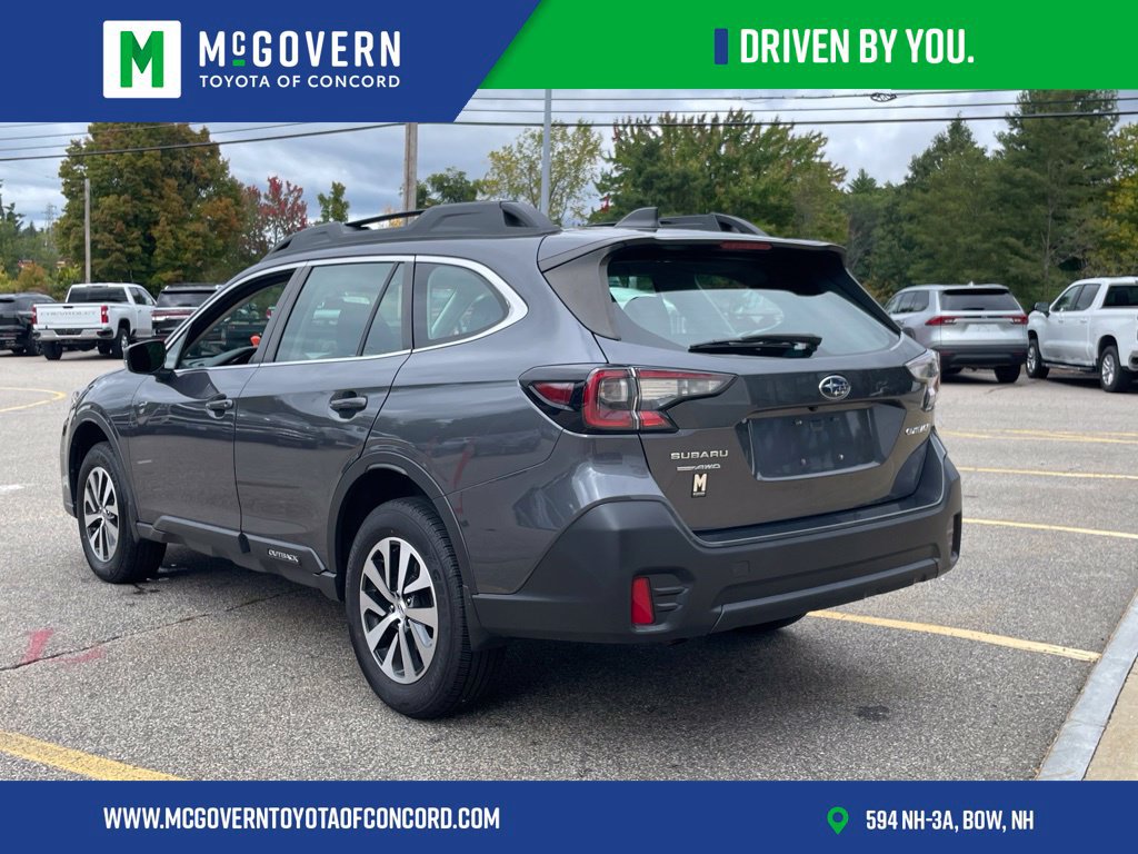 Used 2022 Subaru Outback AWD/4WD image 3