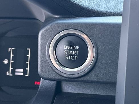 Used 2026 Toyota 4Runner SR5 AWD/4WD image 17