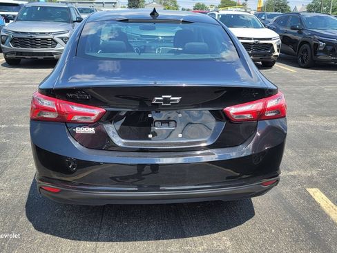 Used 2021 Chevrolet Malibu LT w/ Midnight Edition FWD image 5