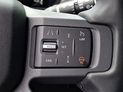 New 2025 Land Rover Defender 110 S image 19