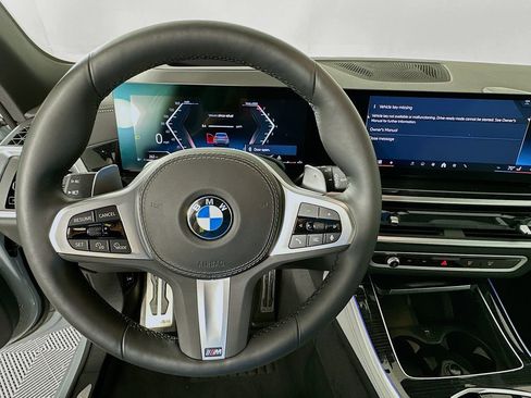 Certified 2024 BMW X5 sDrive40i w/ M Sport Package RWD image 11