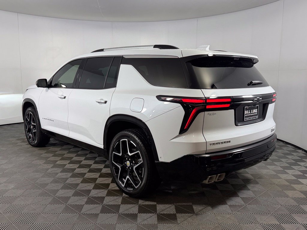 Used 2026 Chevrolet Traverse High Country w/ LPO, Floor Liner Package FWD image 9