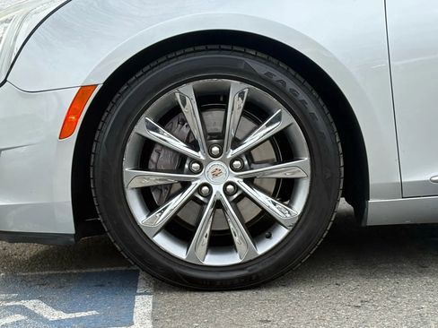 Used 2013 Cadillac XTS Luxury w/ Driver Awareness Package image 31