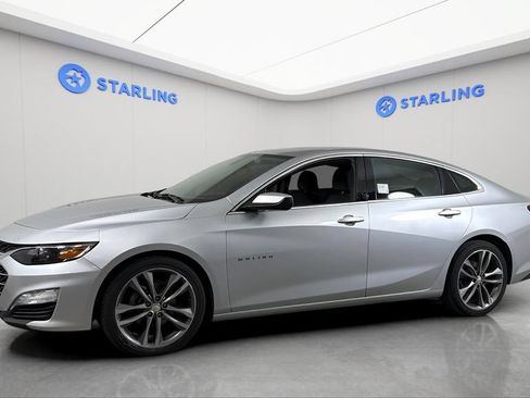 Certified 2022 Chevrolet Malibu LT FWD image 2