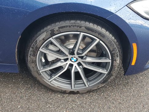 Used 2022 BMW 330i xDrive Sedan w/ Driving Assistance Package image 39