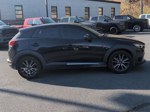 Used 2017 MAZDA CX-3 Grand Touring image 2