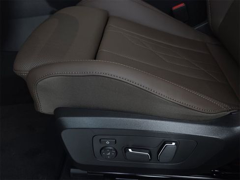 New 2026 BMW X3 xDrive30 w/ Premium Package image 28