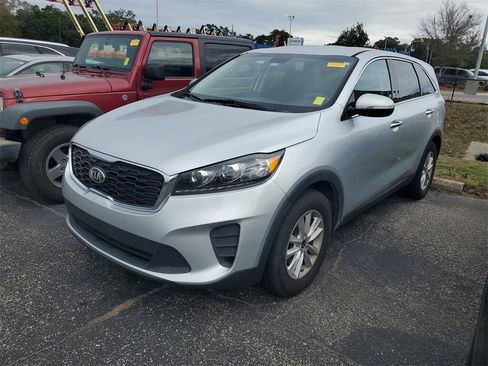 Used 2019 Kia Sorento L image 2