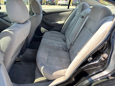 Used 2010 Nissan Altima 2.5 S image 17