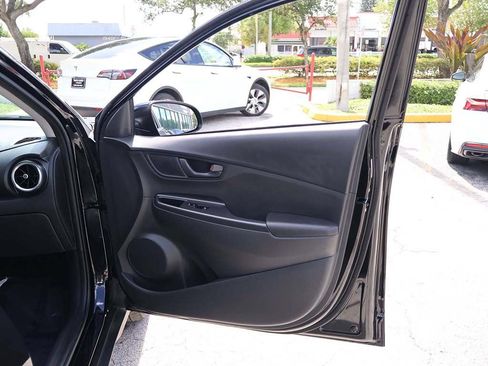 Used 2023 Hyundai Kona SEL w/ Cargo Package AWD/4WD image 23