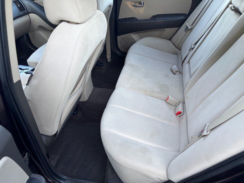 Used 2009 Hyundai Elantra GLS FWD image 40