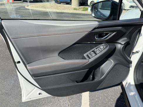 New 2026 Subaru Crosstrek 2.5i Limited image 9