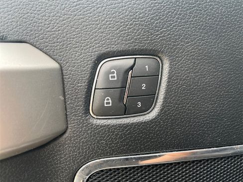 Used 2020 Ford F150 Lariat w/ Equipment Group 502A Luxury image 18