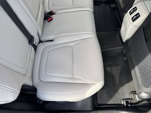 New 2026 Hyundai Tucson Limited image 14