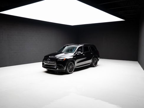 Used 2024 Mercedes-Benz GLS 63 AMG 4MATIC image 92