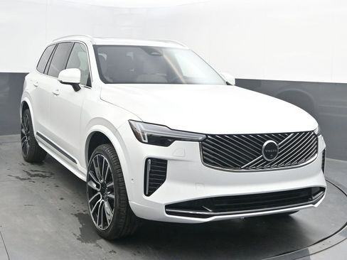 New 2026 Volvo XC90 B6 Plus w/ Protection Package Premier image 1