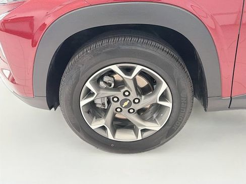 Certified 2024 Chevrolet Trax LT w/ Driver Confidence Package FWD image 25