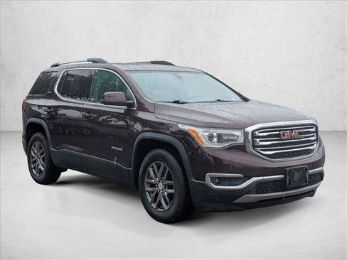 Used 2017 GMC Acadia SLT AWD/4WD image 3