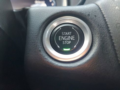 Used 2022 Chevrolet Tahoe RST w/ Sport Performance Package image 29