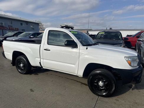 Used 2014 Toyota Tacoma 2WD Regular Cab image 10