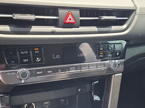 New 2026 Kia Seltos EX FWD image 24