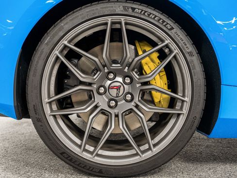 Used 2024 Chevrolet Corvette Z06 w/ Battery Protection Package image 33