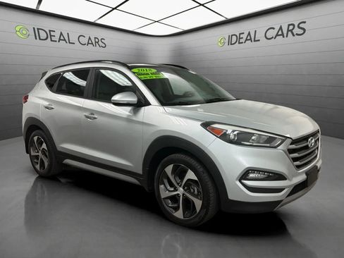 Used 2018 Hyundai Tucson Value FWD image 3