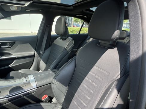 Used 2023 Mercedes-Benz C 300 Sedan image 16