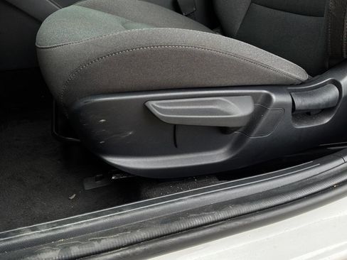 Used 2025 Kia K4 FWD image 11