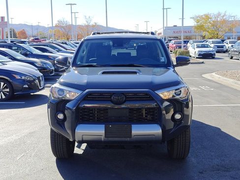 Used 2024 Toyota 4Runner TRD Off-Road Premium image 2