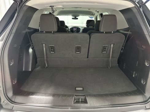 Used 2020 Chevrolet Traverse LT image 21