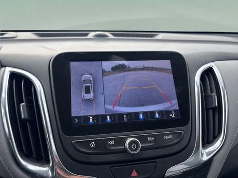 Used 2020 Chevrolet Equinox Premier image 18