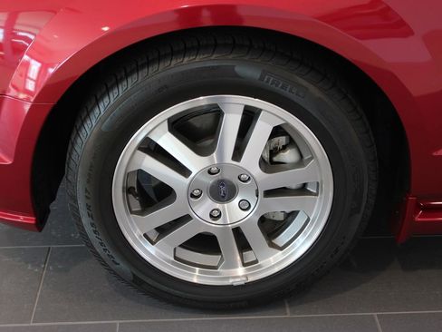 Used 2005 Ford Mustang GT Premium image 24