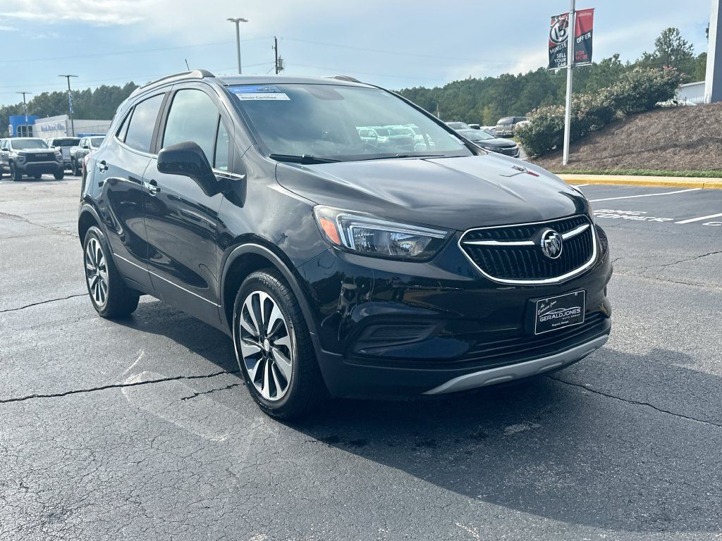 Used 2021 Buick Encore Preferred FWD image 2