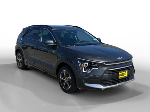 New 2026 Kia Niro LX FWD image 7