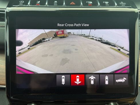 Used 2023 Jeep Grand Cherokee Summit w/ Adv Protech Group IV AWD/4WD image 32