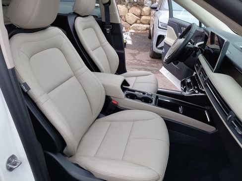 New 2026 Lincoln Corsair Grand Touring image 34