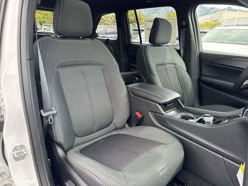 New 2025 Jeep Grand Cherokee Laredo X w/ Trailer Tow Package image 33