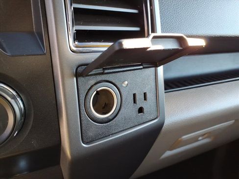 Used 2019 Ford F150 XLT w/ Equipment Group 302A Luxury image 22