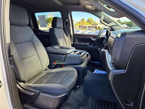 Used 2023 Chevrolet Silverado 1500 RST image 16