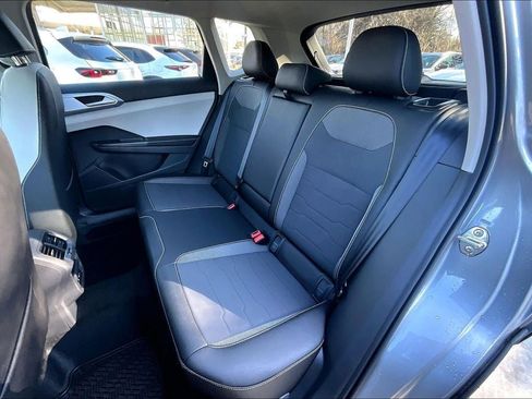 New 2026 Volkswagen Taos SE AWD/4WD image 19