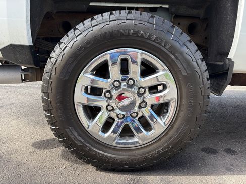 Used 2019 Chevrolet Silverado 2500 LTZ w/ Duramax Plus Package image 19