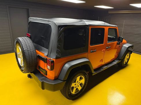 Used 2012 Jeep Wrangler Unlimited Sport AWD/4WD image 35
