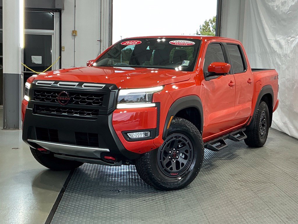 Used 2025 Nissan Frontier PRO-4X w/ Pro Premium Package AWD/4WD image 2