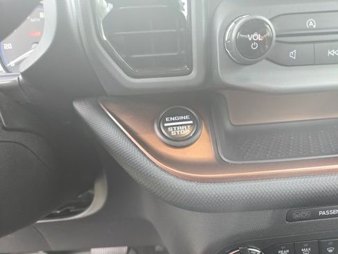 Used 2022 Ford Bronco Sport Outer Banks w/ Tech Package image 17