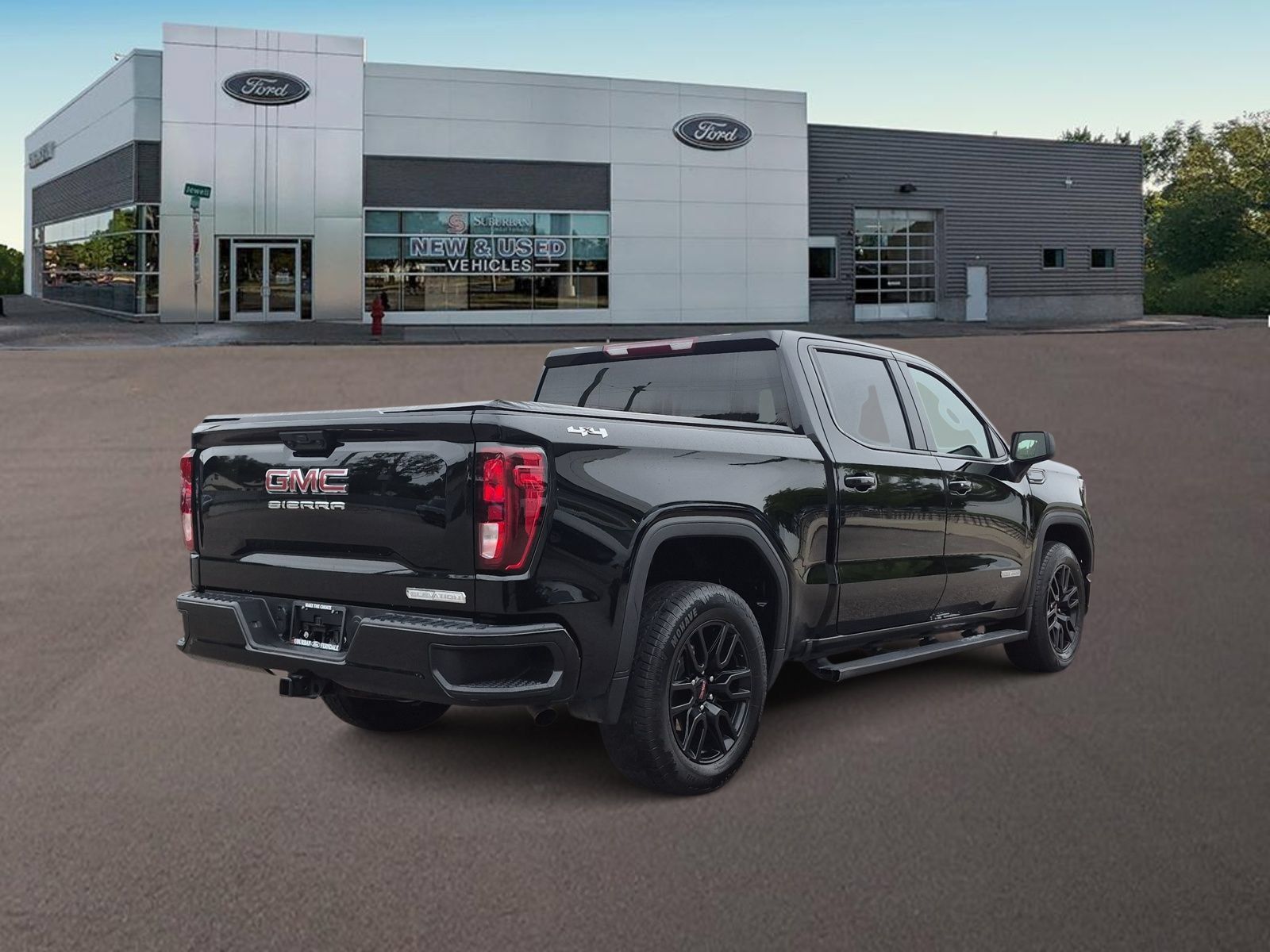 Used 2024 GMC Sierra 1500 Elevation AWD/4WD image 9
