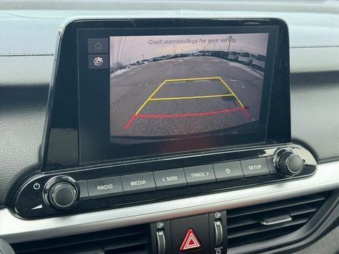 Used 2022 Kia Forte LXS image 23