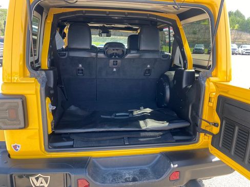 Used 2019 Jeep Wrangler Unlimited Rubicon AWD/4WD image 24