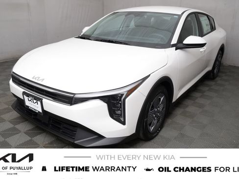 New 2026 Kia K4 FWD image 1